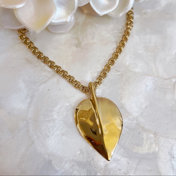 Gold Tone Rolo Chain Long Leaf Pendant Necklace - Picture 2 of 12